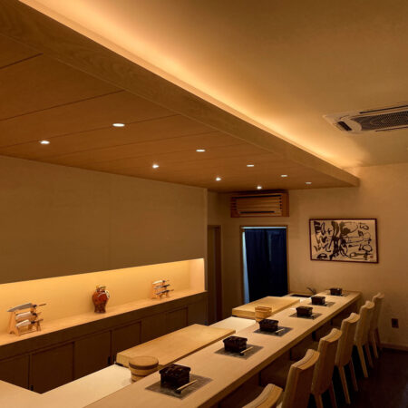 店内装飾 　Unagi Washoku Mido 様（バンコク市内）店内「鰻」